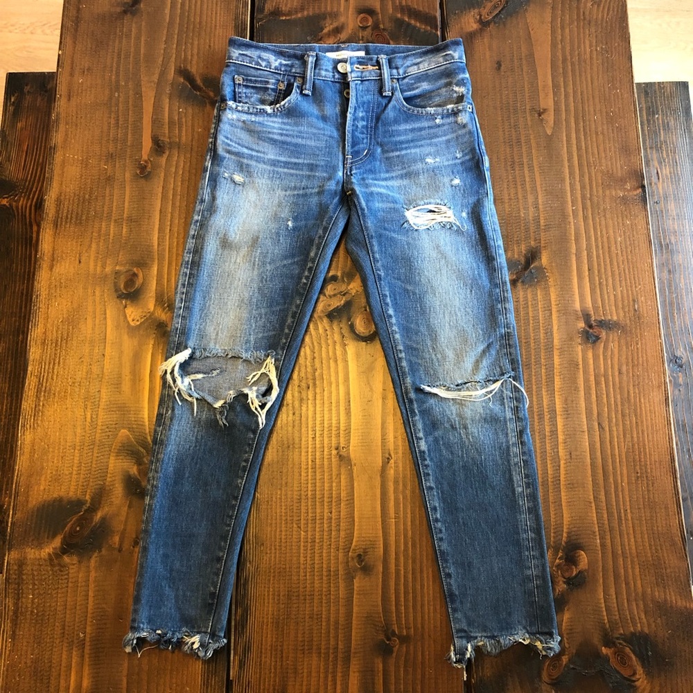 MOUSSY JEANS EXCELLENT CONDITION SIZE 23